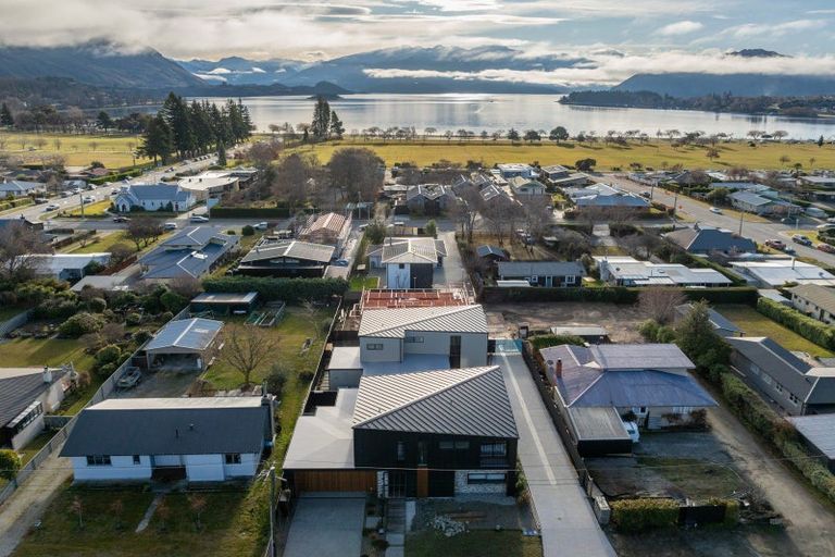 Photo of property in 147b Warren Street, Wanaka, 9305