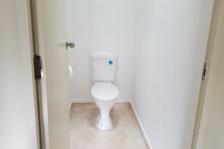 Photo of property in 820/12 Northcross Drive, Oteha, Auckland, 0632