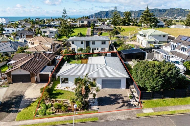 Photo of property in 5 Panorama Place, Coastlands, Whakatane, 3120