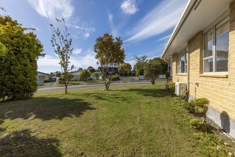 Photo of property in 5 Kanawa Street, Waikanae, 5036