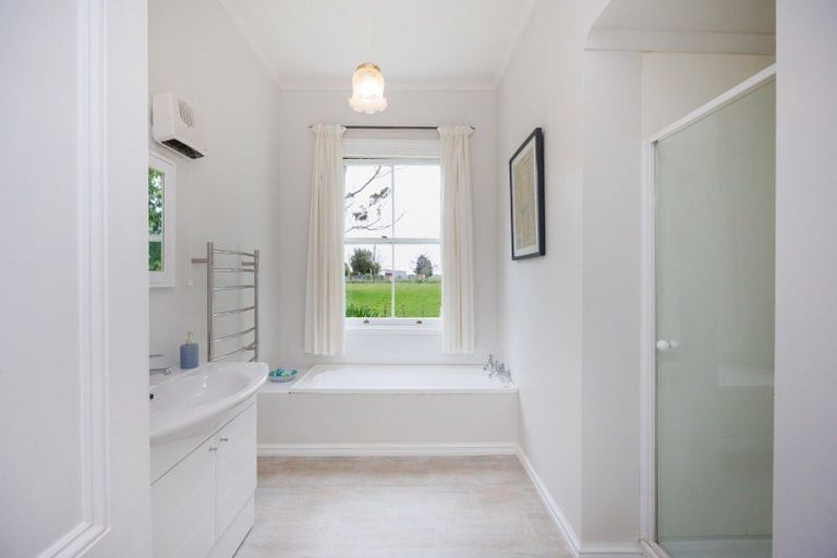 Photo of property in 11 Lawton Road, Feilding, 4775