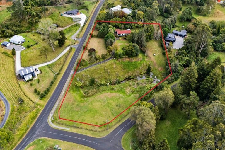 Photo of property in 65 Veale Road, Ridgewood, New Plymouth, 4371