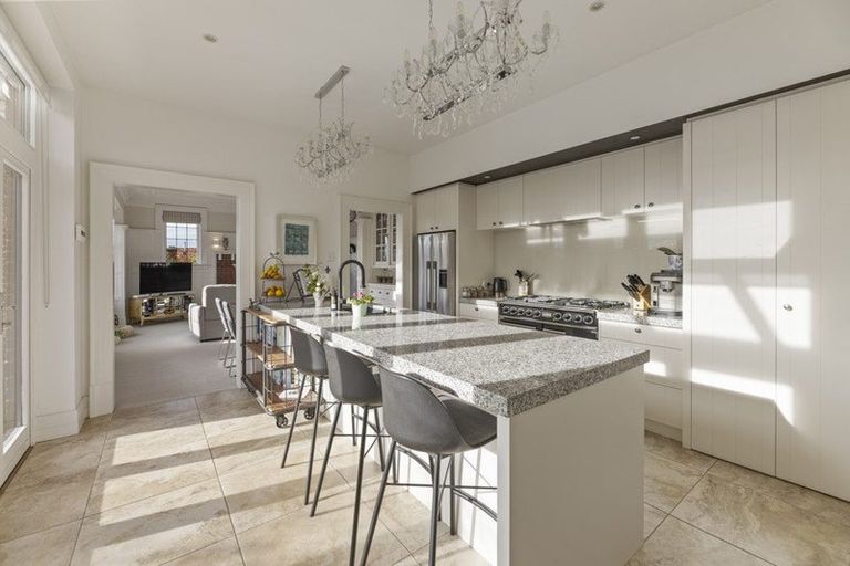 Photo of property in 15 Ings Avenue, Saint Clair, Dunedin, 9012