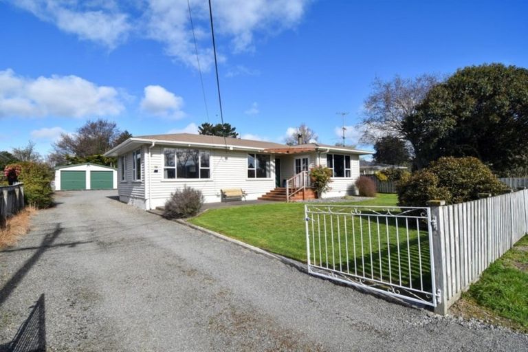 Photo of property in 127 Lincoln Road, Carterton, 5713