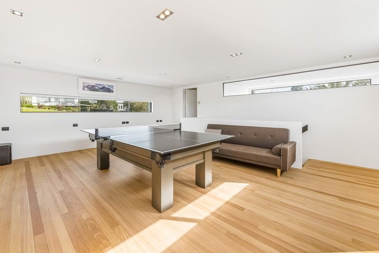 Photo of property in 303 Beach Road, Campbells Bay, Auckland, 0630