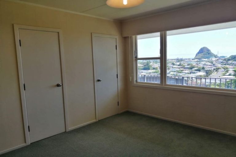 Photo of property in 32 Crownhill Street, Spotswood, New Plymouth, 4310