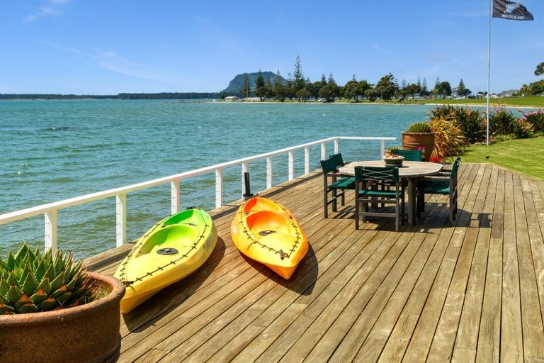 Photo of property in 17 Kiriwai Place, Matua, Tauranga, 3110