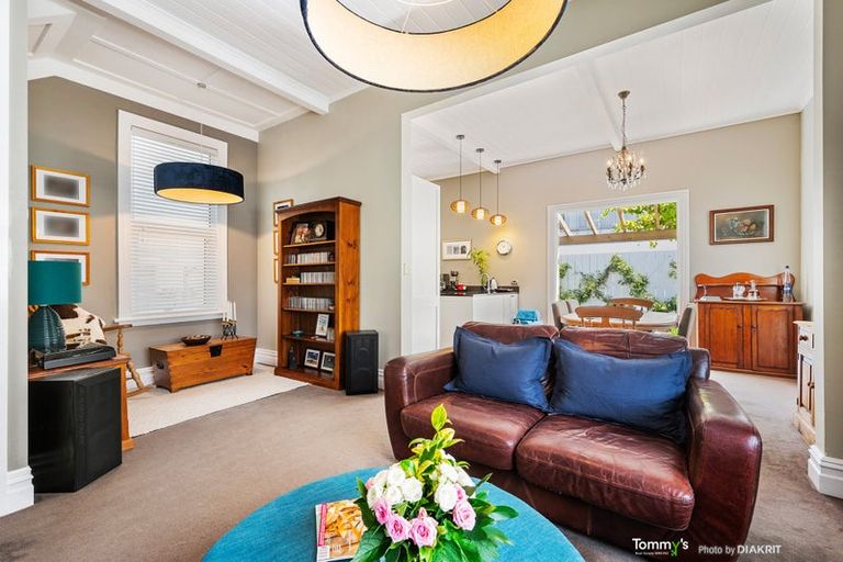 Photo of property in 138-140 Tinakori Road, Thorndon, Wellington, 6011