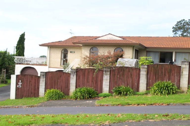 Photo of property in 1 Four Trees, Cockle Bay, Auckland, 2014