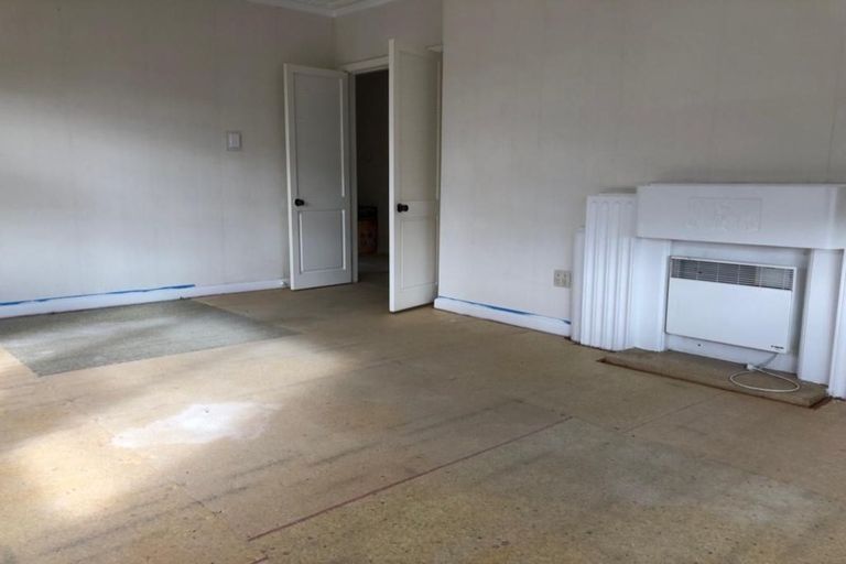 Photo of property in 9a Grande Vue Road, Hillpark, Auckland, 2102