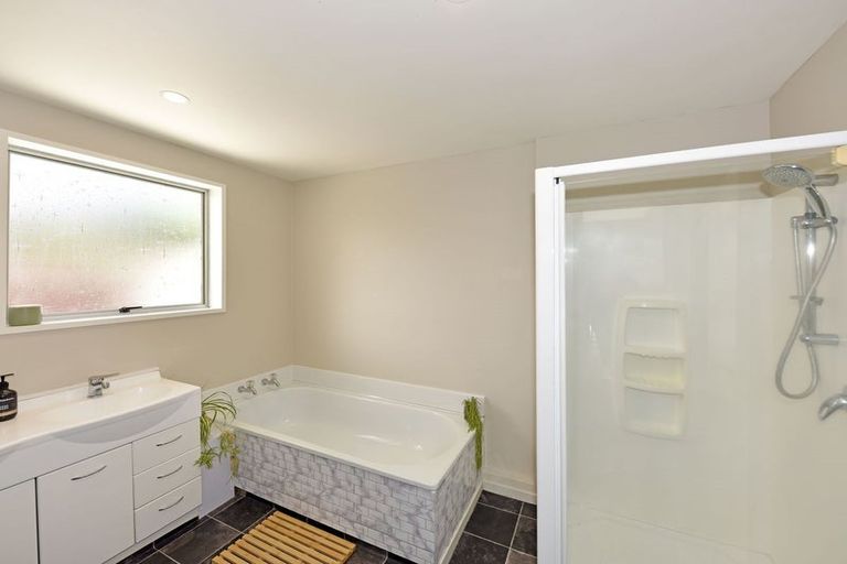 Photo of property in 8b Wyatt Place, Russley, Christchurch, 8042