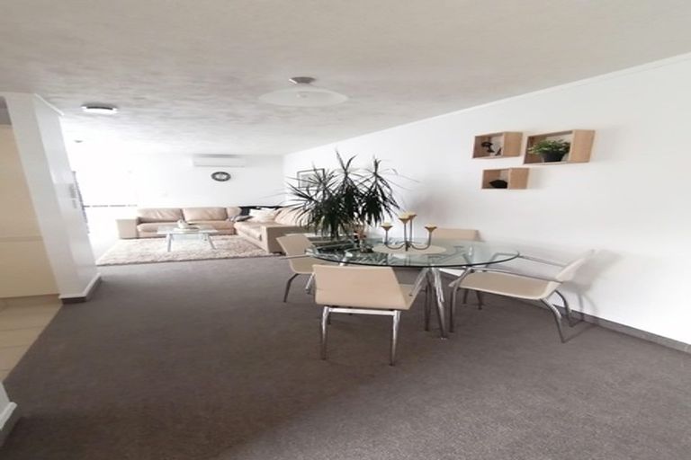 Photo of property in 53c Church Road, Taradale, Napier, 4112