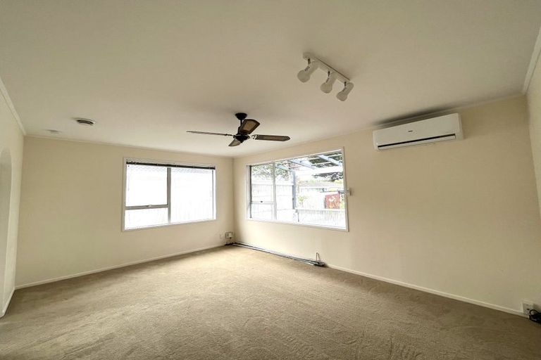 Photo of property in 373 Bucklands Beach Road, Bucklands Beach, Auckland, 2012