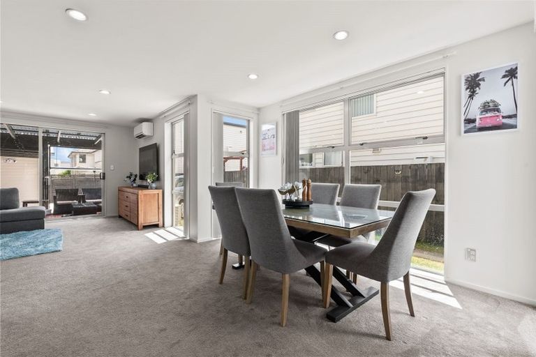 Photo of property in 176 Porchester Road, Takanini, 2112