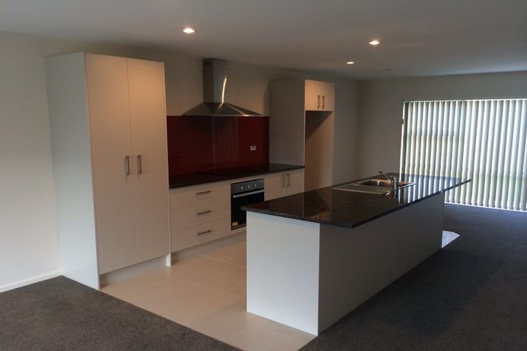 Photo of property in 64 Kuaka Drive, Takanini, 2112