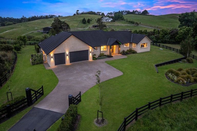Photo of property in 280 Hunter Road, Patumahoe, Pukekohe, 2679