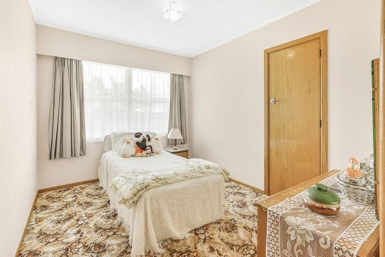 Photo of property in 38 Southsea Crescent, Silverdale, Hamilton, 3216