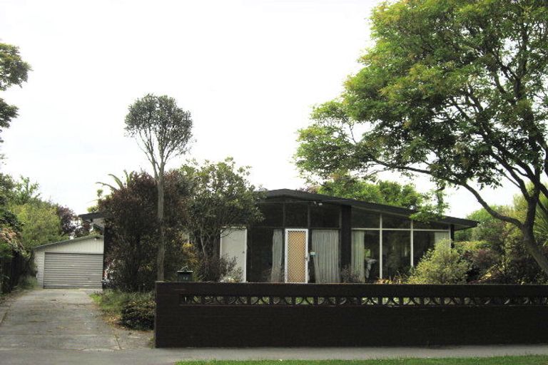 Photo of property in 12 Wayside Avenue, Burnside, Christchurch, 8053