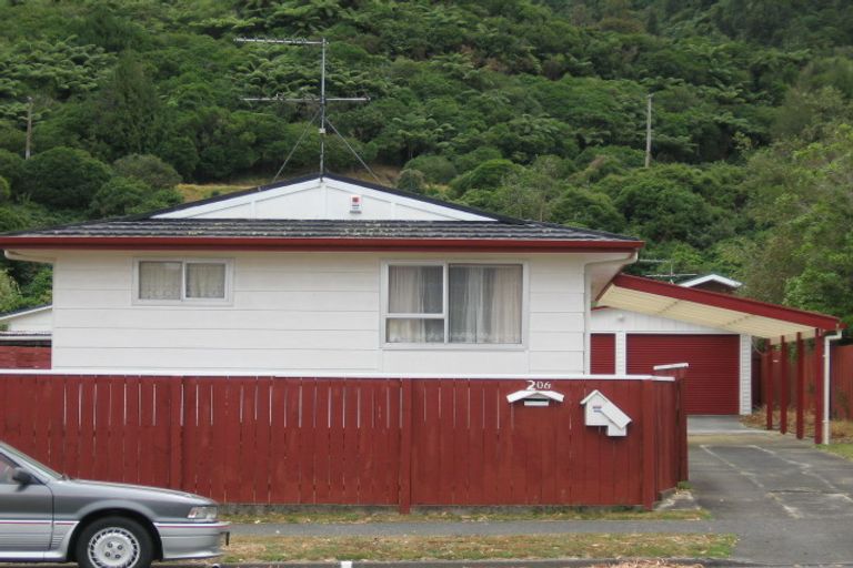 Photo of property in 206 California Drive, Totara Park, Upper Hutt, 5018