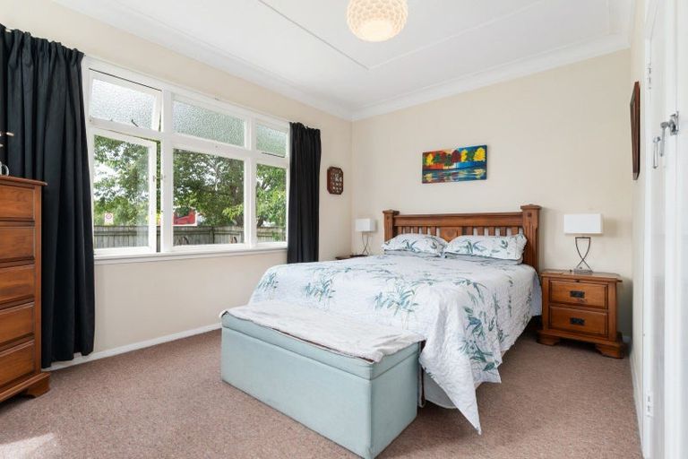 Photo of property in 204 High Street South, Carterton, 5713