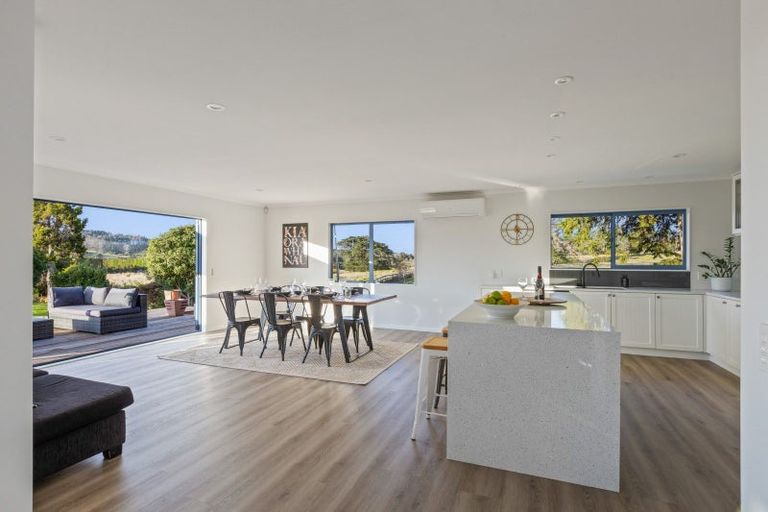 Photo of property in 781 Kahikatea Flat Road, Waitoki, Kaukapakapa, 0871