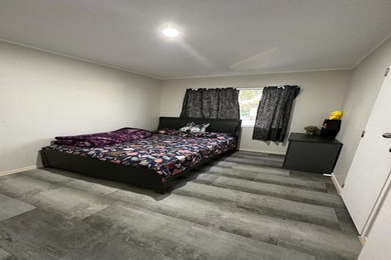 Photo of property in 1/35 Templeton Place, Clendon Park, Auckland, 2103