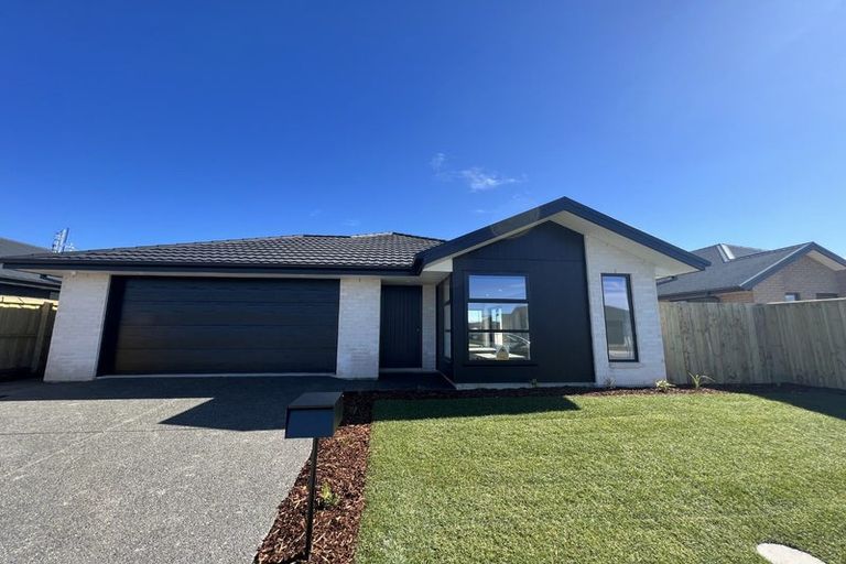 Photo of property in 49 Crossley Avenue, Woodend, 7610