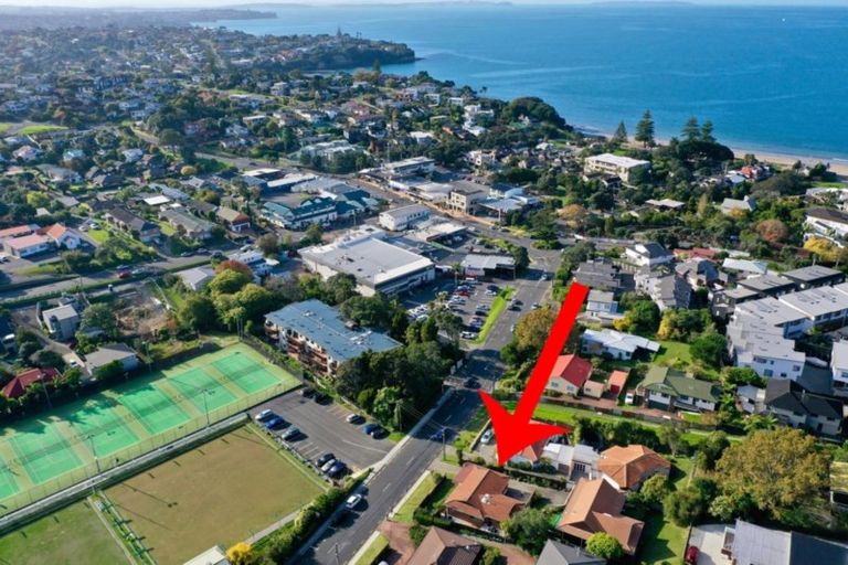 Photo of property in 2/12 Ramsgate Terrace, Mairangi Bay, Auckland, 0630