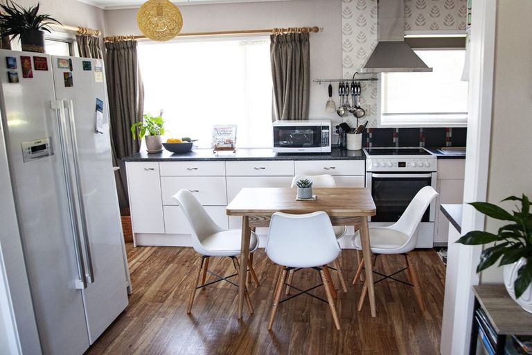 Photo of property in 1/1 Rosebank Terrace, Stoke, Nelson, 7011