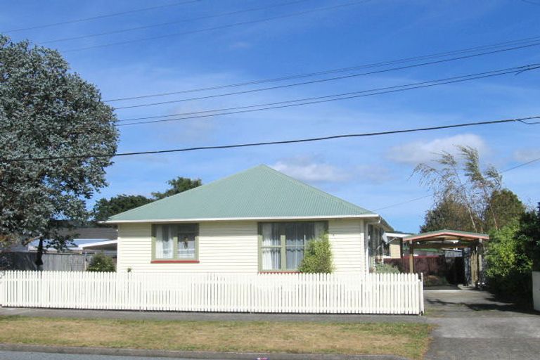 Photo of property in 1/28 Ranfurly Street, Trentham, Upper Hutt, 5018