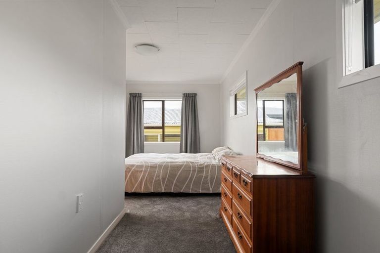 Photo of property in 11 Polstead Road, Stoke, Nelson, 7011