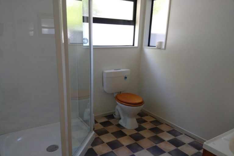 Photo of property in 65 Leighton Avenue, Waiwhetu, Lower Hutt, 5010