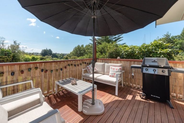 Photo of property in 6a Cumberland Crescent, Welcome Bay, Tauranga, 3112