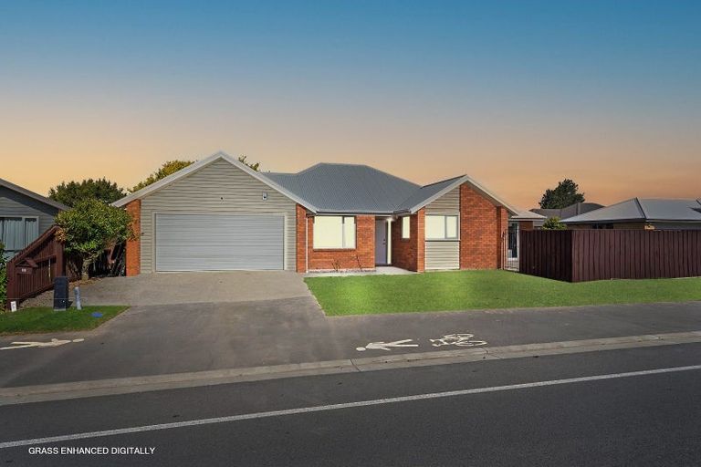 Photo of property in 113 Rolleston Drive, Rolleston, 7614