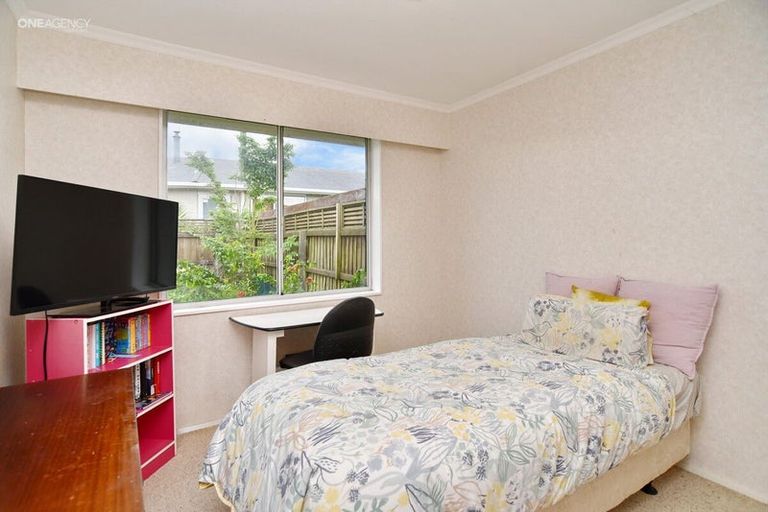 Photo of property in 2/9 Chilton Drive, Mairehau, Christchurch, 8052