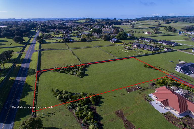 Photo of property in 11 Karanui Road, Te Kamo, Kamo, 0185