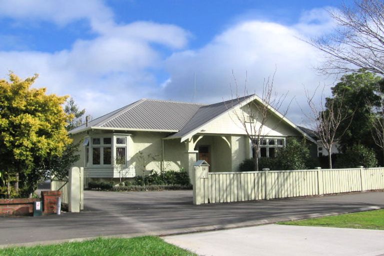 Photo of property in 21 Rainforth Street, Roslyn, Palmerston North, 4414