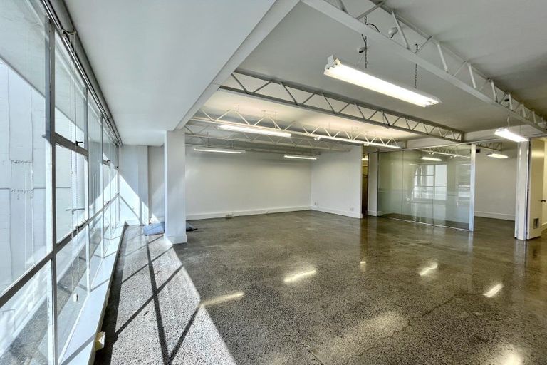 Photo of property in 1b/6 Kingdon Street, Newmarket, Auckland, 1023