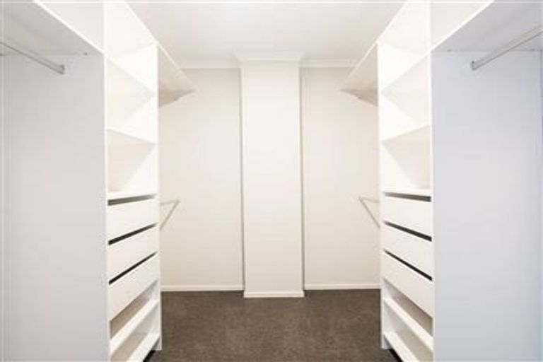 Photo of property in 2a Makura Road, Long Bay, Auckland, 0630