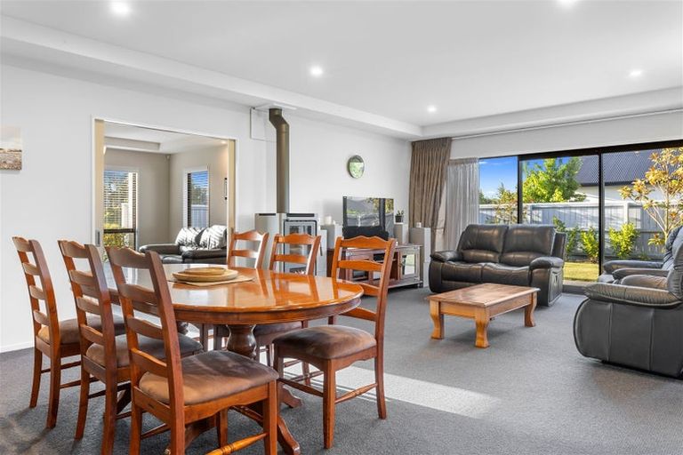 Photo of property in 9 Greenfield Mews, Rangiora, 7400