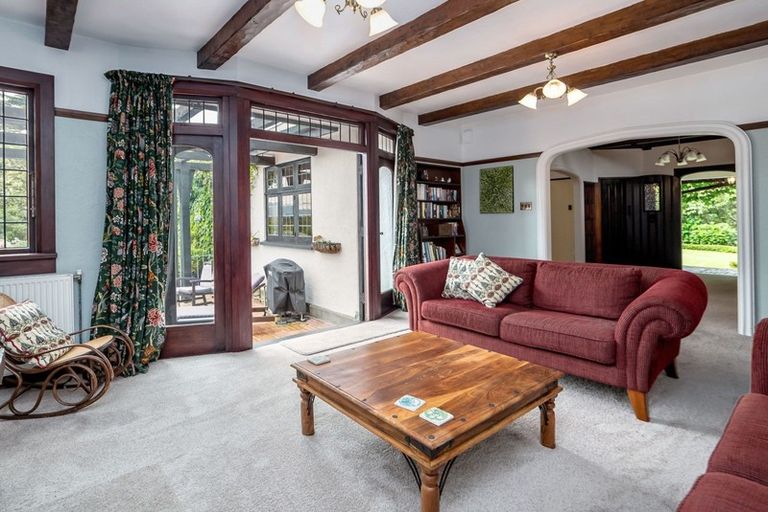 Photo of property in 9 Terrace End, Lansdowne, Masterton, 5810
