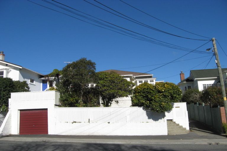 Photo of property in 35 Friend Street, Karori, Wellington, 6012