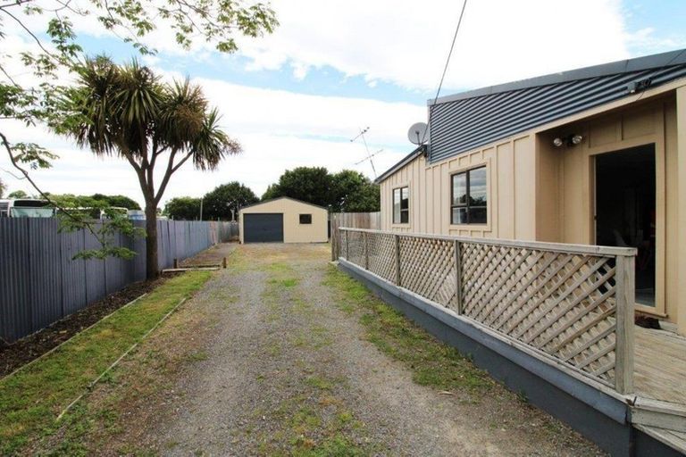 Photo of property in 125 Taylor Street, Carterton, 5713
