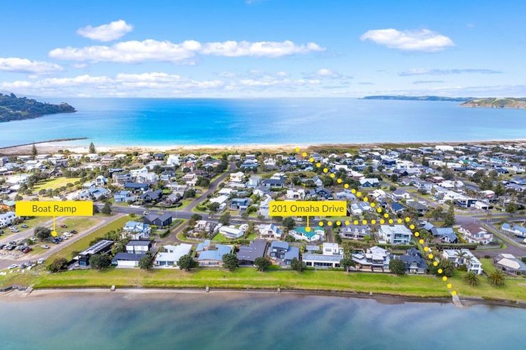 Photo of property in 201 Omaha Drive, Omaha, 0986