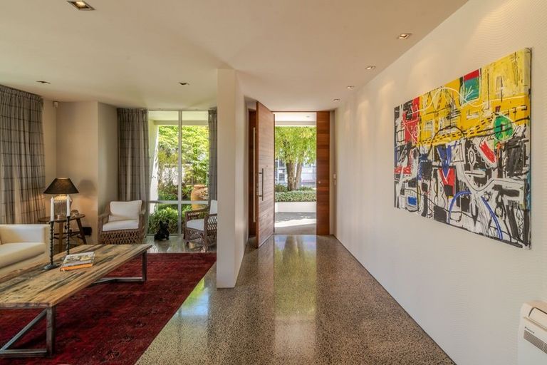 Photo of property in 148 Merivale Lane, Merivale, Christchurch, 8014