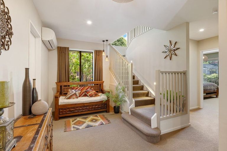 Photo of property in 22a Crosdale Place, Burnside, Christchurch, 8042