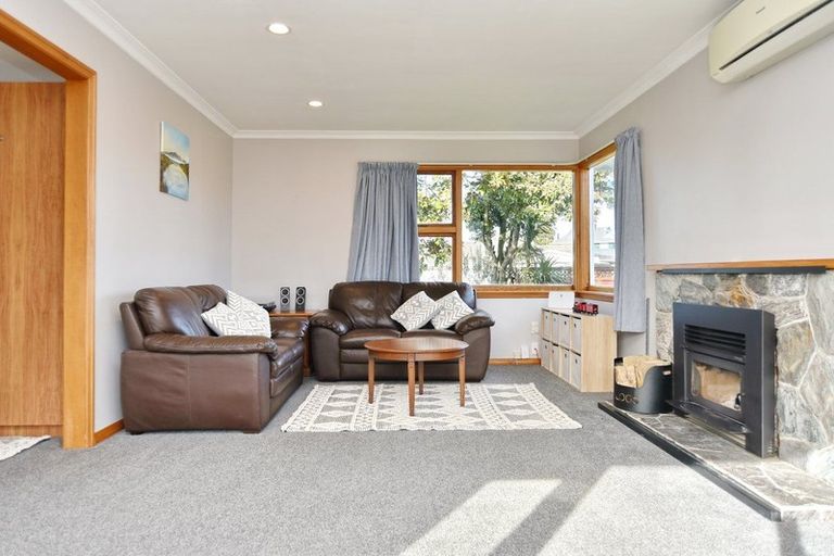 Photo of property in 6 Fairmont Place, Hornby, Christchurch, 8042