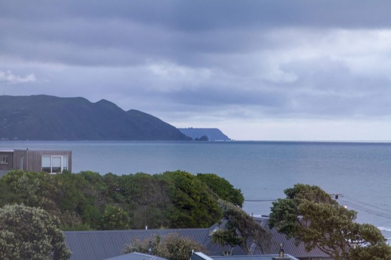 Photo of property in 62 The Parade, Paekakariki, 5034