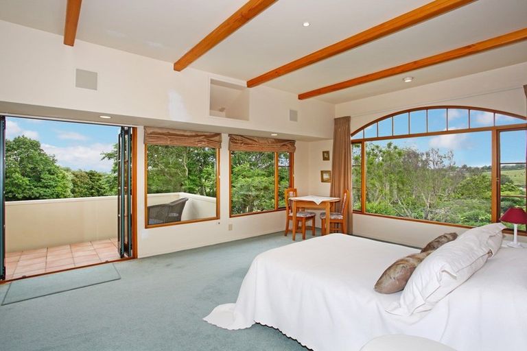 Photo of property in 22 Ewen Place, Karaka, Papakura, 2580