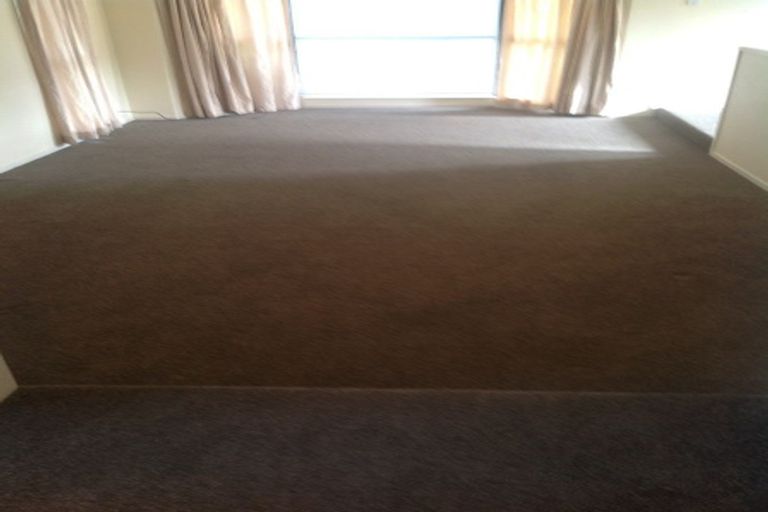 Photo of property in 18 Millhouse Drive, Northpark, Auckland, 2013